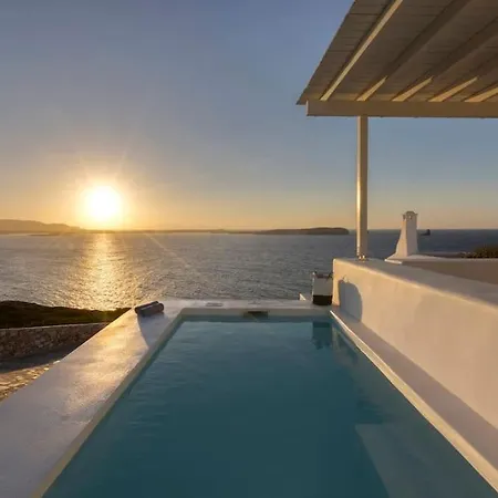 וילה Thea Paros, Turquoise, Private Pool פארוס